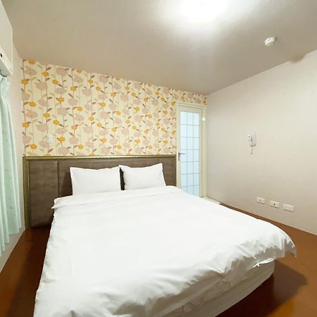 Fengjia 101 Appartement Taichung Buitenkant foto